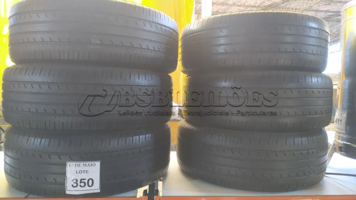 LOTE 350 - 06 PNEUS USADOS 215-55-17 USADOS. (NO ESTADO) ATENÇÃO! FAZER A VISITAÇÃO ANTES DE ARREMATAR, NÃO SABEMOS SE FUNCIONA. LEILÃO NÃO TEM GARANTIA E NEM DEVOLUÇÃO, SUJEITO A POSSÍVEIS AVARIAS VISÍVEIS/OCULTAS E/OU AUSÊNCIA DE COMPONENTES.