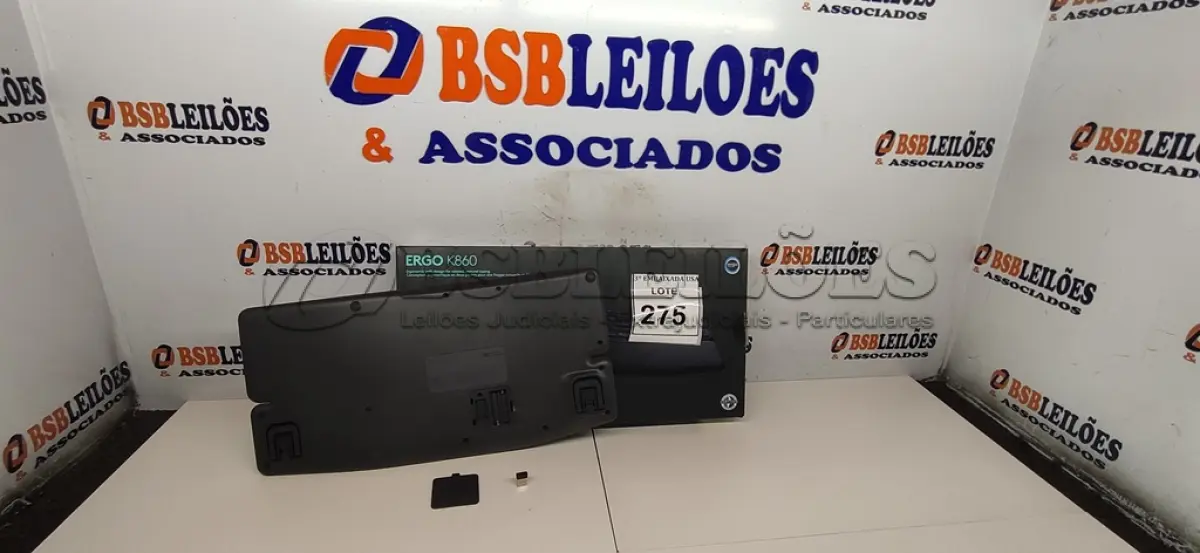 LOTE 275 - 01 TECLADO ERGO K860. (NO ESTADO EM QUE SE ENCONTRA. SUJEITO A AVARIAS OCULTAS/VISÍVEIS.)