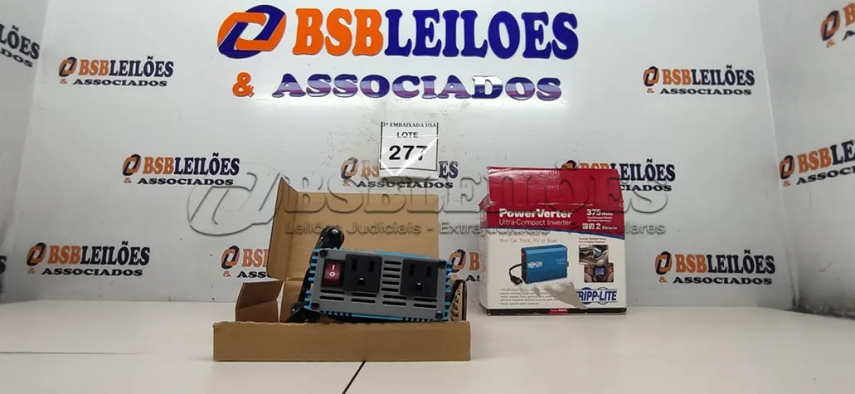 LOTE 277 - 01 POWERVERTER ULTRA COMPACT INVERTER. (NO ESTADO EM QUE SE ENCONTRA. SUJEITO A AVARIAS OCULTAS/VISÍVEIS.)