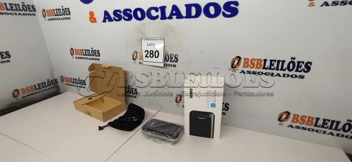 LOTE 280 - 01 ASTRO E5 EXTERNAL BATTERY. (NO ESTADO EM QUE SE ENCONTRA. SUJEITO A AVARIAS OCULTAS/VISÍVEIS.)
