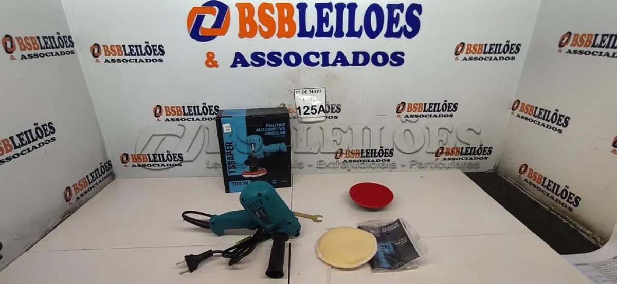 LOTE 125 - 01 POLITRIZ AUTOMOTIVA ANGULAR 700W 6VELOCIDADES 600-4000RPM 220V COM PUNHO, CHAVE, DISCO E BOINA DE LÃ  (NOVO) (NO ESTADO) ATENÇÃO! FAZER A VISITAÇÃO ANTES DE ARREMATAR, NÃO SABEMOS SE FUNCIONA. LEILÃO NÃO TEM GARANTIA E NEM DEVOLUÇÃO, SUJEITO A POSSÍVEIS AVARIAS VISÍVEIS/OCULTAS E/OU AUSÊNCIA DE COMPONENTES.