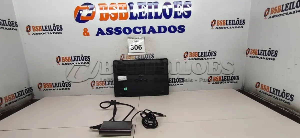 LOTE 306 - 01 DELL LAPTOP 5400 CORE I5 COM FONTE. (NO ESTADO EM QUE SE ENCONTRA. SUJEITO A AVARIAS OCULTAS/VISÍVEIS.) 619397
