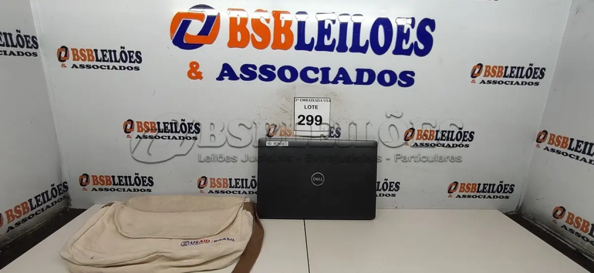 LOTE 299 - 01 DELL LAPTOP 5400 CORE I5 SEM FONTE E COM BOLSA. (NO ESTADO EM QUE SE ENCONTRA. SUJEITO A AVARIAS OCULTAS/VISÍVEIS.) 619392