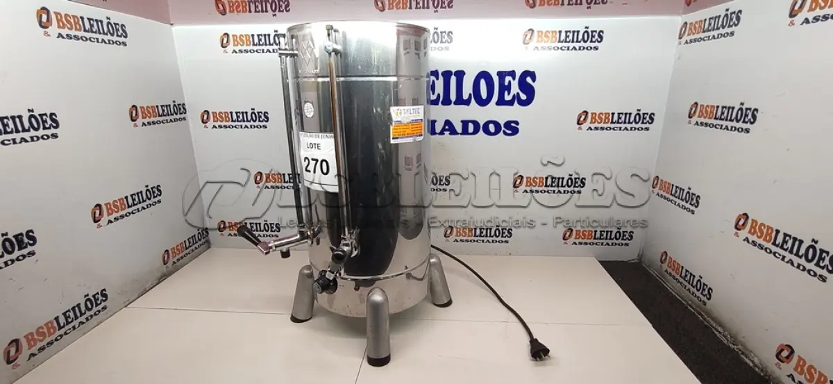 LOTE 270 - 01 CAFETEIRA ELÉTRICA INOX. (NO ESTADO) ATENÇÃO! FAZER A VISITAÇÃO ANTES DE ARREMATAR, NÃO SABEMOS SE FUNCIONA, LEILÃO NÃO TEM GARANTIA E NEM DEVOLUÇÃO, SUJEITO A POSSÍVEIS AVARIAS VISÍVEIS/OCULTAS E/OU AUSÊNCIA DE COMPONENTES.