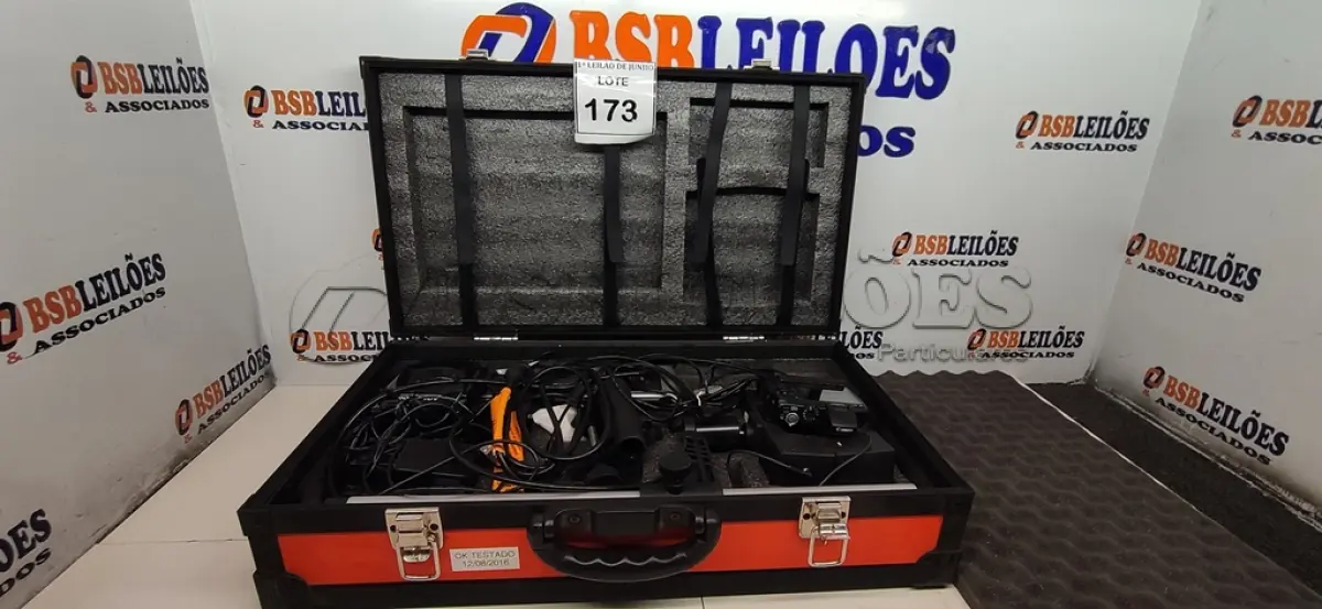 LOTE 173 - 01 COLLECT BIO AEX-14224 MARCA AKIYAMA. (NO ESTADO) ATENÇÃO! FAZER A VISITAÇÃO ANTES DE ARREMATAR, NÃO SABEMOS SE FUNCIONA, LEILÃO NÃO TEM GARANTIA E NEM DEVOLUÇÃO, SUJEITO A POSSÍVEIS AVARIAS VISÍVEIS/OCULTAS E/OU AUSÊNCIA DE COMPONENTES.