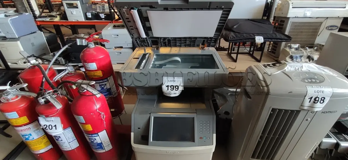 LOTE 199 - 01 IMPRESSORA MULTIFUNCIONAL MODELO X656DE MARCA LEXMARK. (NO ESTADO) ATENÇÃO! FAZER A VISITAÇÃO ANTES DE ARREMATAR, NÃO SABEMOS SE FUNCIONA, LEILÃO NÃO TEM GARANTIA E NEM DEVOLUÇÃO, SUJEITO A POSSÍVEIS AVARIAS VISÍVEIS/OCULTAS E/OU AUSÊNCIA DE COMPONENTES.