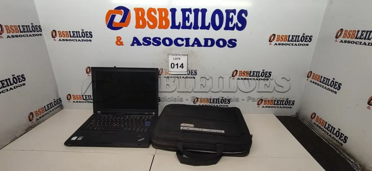 LOTE 014 - 01 NOTEBOOK T61 MARCA LENOVO SEM FONTE COM CASE. (NO ESTADO) ATENÇÃO! FAZER A VISITAÇÃO ANTES DE ARREMATAR, NÃO SABEMOS SE FUNCIONA, LEILÃO NÃO TEM GARANTIA E NEM DEVOLUÇÃO, SUJEITO A POSSÍVEIS AVARIAS VISÍVEIS/OCULTAS E/OU AUSÊNCIA DE COMPONENTES.