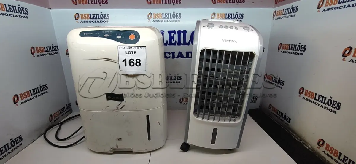 LOTE 168 - 02 UMIDIFICADORES, SENDO 01 MODELO GDS12D MARCA GREE E 01 MODELO CLM4A-02 MARCA VENTISOL. (NO ESTADO) ATENÇÃO! FAZER A VISITAÇÃO ANTES DE ARREMATAR, NÃO SABEMOS SE FUNCIONA, LEILÃO NÃO TEM GARANTIA E NEM DEVOLUÇÃO, SUJEITO A POSSÍVEIS AVARIAS VISÍVEIS/OCULTAS E/OU AUSÊNCIA DE COMPONENTES.