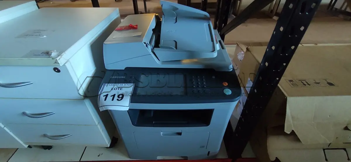 LOTE 119 - 01 IMPRESSORA MULTIFUNCIONAL SCX-5835FN SAMSUNG. (NO ESTADO) ATENÇÃO! FAZER A VISITAÇÃO ANTES DE ARREMATAR, NÃO SABEMOS SE FUNCIONA, LEILÃO NÃO TEM GARANTIA E NEM DEVOLUÇÃO, SUJEITO A POSSÍVEIS AVARIAS VISÍVEIS/OCULTAS E/OU AUSÊNCIA DE COMPONENTES.
