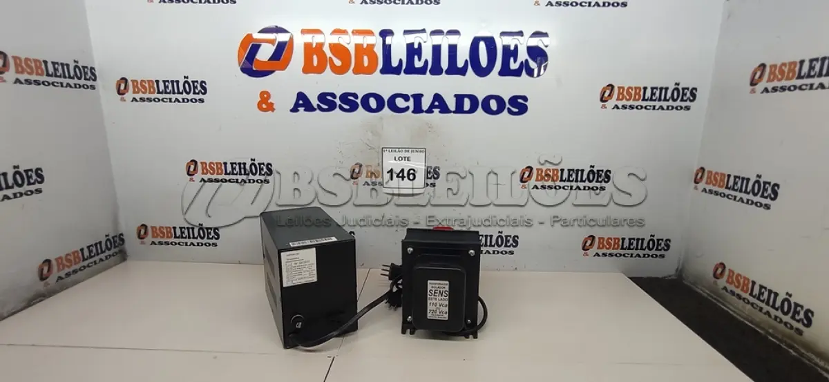 LOTE 146 - 01 ESTABILIZADOR E 01 TRANSFORMADOR ISOLADOR. (NO ESTADO) ATENÇÃO! FAZER A VISITAÇÃO ANTES DE ARREMATAR, NÃO SABEMOS SE FUNCIONA, LEILÃO NÃO TEM GARANTIA E NEM DEVOLUÇÃO, SUJEITO A POSSÍVEIS AVARIAS VISÍVEIS/OCULTAS E/OU AUSÊNCIA DE COMPONENTES.