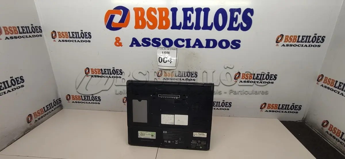 LOTE 004 - 01 NOTEBOOK MARCA HP SEM FONTE. (NO ESTADO) ATENÇÃO! FAZER A VISITAÇÃO ANTES DE ARREMATAR, NÃO SABEMOS SE FUNCIONA, LEILÃO NÃO TEM GARANTIA E NEM DEVOLUÇÃO, SUJEITO A POSSÍVEIS AVARIAS VISÍVEIS/OCULTAS E/OU AUSÊNCIA DE COMPONENTES.