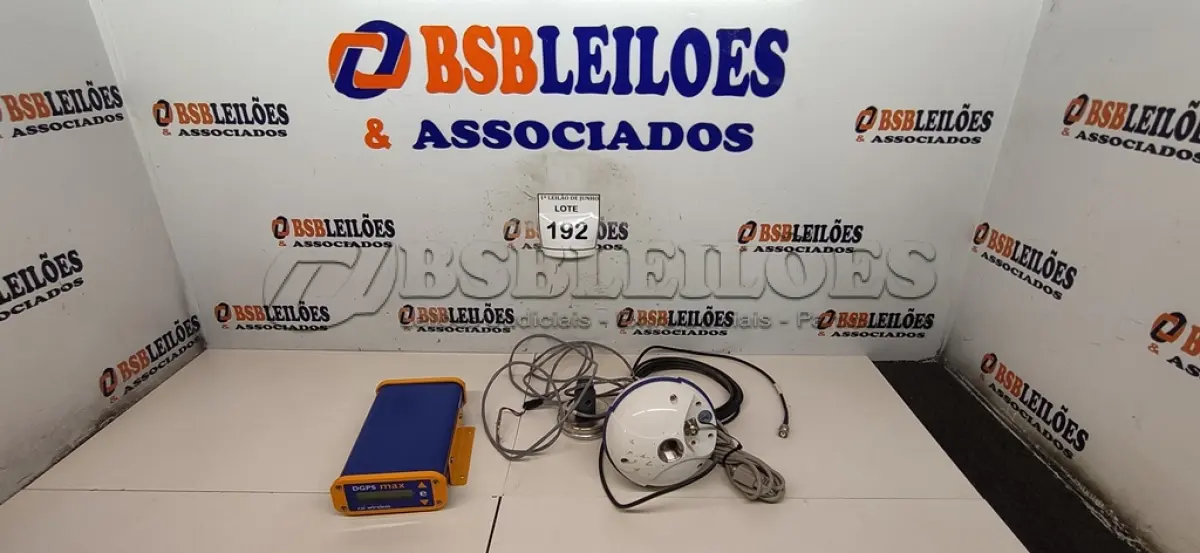LOTE 192 - 01 CSI WIRELESS MODELO DGPS MAX. (NO ESTADO) ATENÇÃO! FAZER A VISITAÇÃO ANTES DE ARREMATAR, NÃO SABEMOS SE FUNCIONA, LEILÃO NÃO TEM GARANTIA E NEM DEVOLUÇÃO, SUJEITO A POSSÍVEIS AVARIAS VISÍVEIS/OCULTAS E/OU AUSÊNCIA DE COMPONENTES.