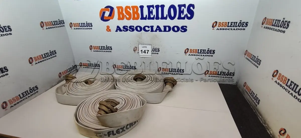 LOTE 147 - 03 MANGUEIRAS DE EVACUAÇÃO FLEXÍVEL. (NO ESTADO) ATENÇÃO! FAZER A VISITAÇÃO ANTES DE ARREMATAR, NÃO SABEMOS SE FUNCIONA, LEILÃO NÃO TEM GARANTIA E NEM DEVOLUÇÃO, SUJEITO A POSSÍVEIS AVARIAS VISÍVEIS/OCULTAS E/OU AUSÊNCIA DE COMPONENTES.