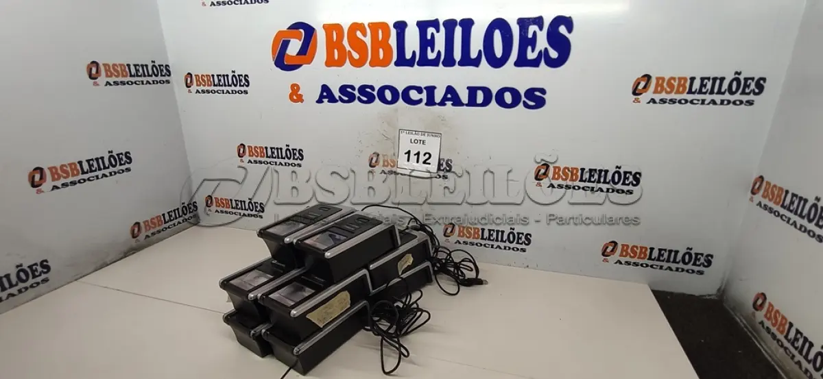 LOTE 112 - 01 LOTE COM 10 LEITORES BIOMÉTRICOS MARCA SUPREMA. (NO ESTADO) ATENÇÃO! FAZER A VISITAÇÃO ANTES DE ARREMATAR, NÃO SABEMOS SE FUNCIONA, LEILÃO NÃO TEM GARANTIA E NEM DEVOLUÇÃO, SUJEITO A POSSÍVEIS AVARIAS VISÍVEIS/OCULTAS E/OU AUSÊNCIA DE COMPONENTES.