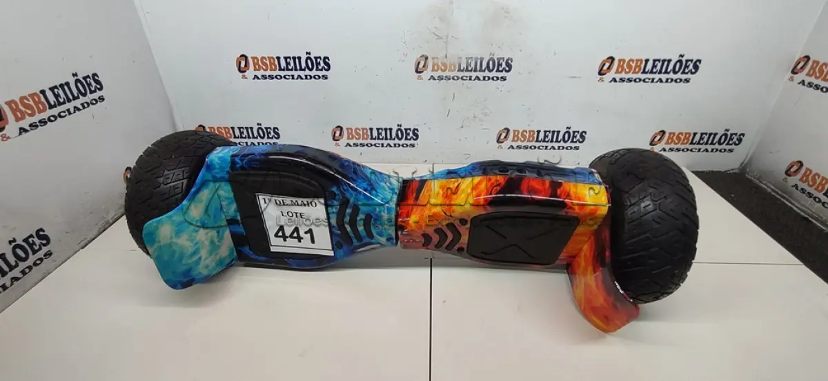 LOTE 441 - 01 OVER BOARD COLORIDO. (NO ESTADO) ATENÇÃO! FAZER A VISITAÇÃO ANTES DE ARREMATAR, NÃO SABEMOS SE FUNCIONA. LEILÃO NÃO TEM GARANTIA E NEM DEVOLUÇÃO, SUJEITO A POSSÍVEIS AVARIAS VISÍVEIS/OCULTAS E/OU AUSÊNCIA DE COMPONENTES.