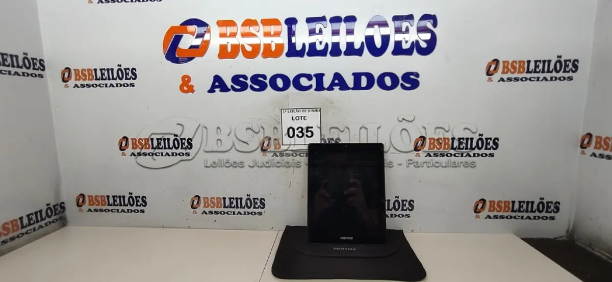 LOTE 035 - 01 TABLET SEM FONTE COM CASE MARCA POSITIVO. ATENÇÃO! FAZER A VISITAÇÃO ANTES DE ARREMATAR, NÃO SABEMOS SE FUNCIONA, LEILÃO NÃO TEM GARANTIA E NEM DEVOLUÇÃO, SUJEITO A POSSÍVEIS AVARIAS VISÍVEIS/OCULTAS E/OU AUSÊNCIA DE COMPONENTES.