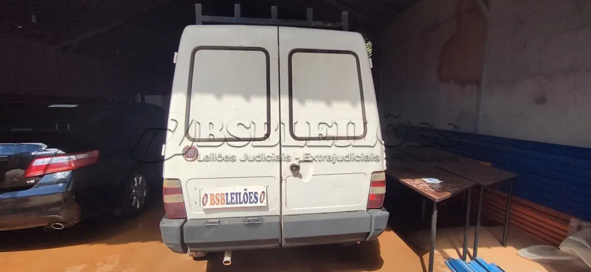 LOTE 337 - 01 FIORINO  1.3 FLEX COM TRASEIRA ISOLADA TERMICAMENTE 1; ANO 2010/11 . (NO ESTADO)