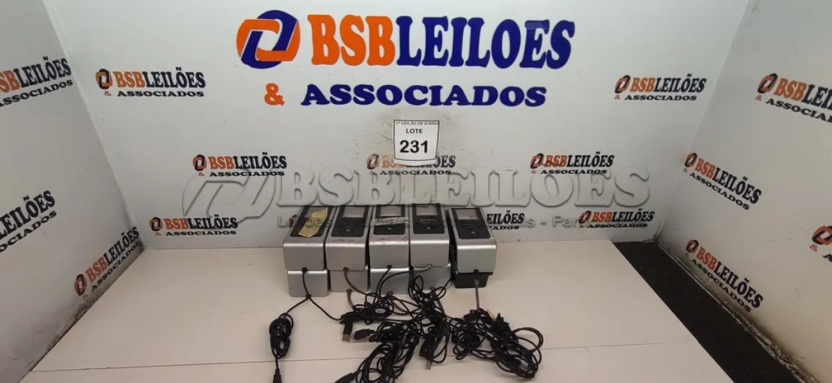 LOTE 231 - 10 LEITORES BIOMÉTRICOS. (NO ESTADO) ATENÇÃO! FAZER A VISITAÇÃO ANTES DE ARREMATAR, NÃO SABEMOS SE FUNCIONA, LEILÃO NÃO TEM GARANTIA E NEM DEVOLUÇÃO, SUJEITO A POSSÍVEIS AVARIAS VISÍVEIS/OCULTAS E/OU AUSÊNCIA DE COMPONENTES.