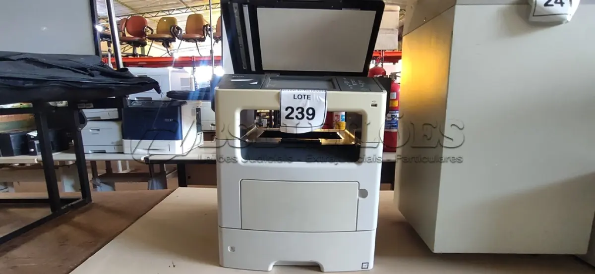 LOTE 239 - 01 IMPRESSORA MX611DE MARCA LEXMARK. (NO ESTADO) ATENÇÃO! FAZER A VISITAÇÃO ANTES DE ARREMATAR, NÃO SABEMOS SE FUNCIONA, LEILÃO NÃO TEM GARANTIA E NEM DEVOLUÇÃO, SUJEITO A POSSÍVEIS AVARIAS VISÍVEIS/OCULTAS E/OU AUSÊNCIA DE COMPONENTES.