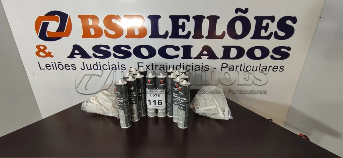 LOTE 116 - 16 SELANTES ACRÍLICOS. (NO ESTADO) ATENÇÃO! FAZER A VISITAÇÃO ANTES DE ARREMATAR, NÃO SABEMOS SE FUNCIONA, LEILÃO NÃO TEM GARANTIA E NEM DEVOLUÇÃO, SUJEITO A POSSÍVEIS AVARIAS VISÍVEIS/OCULTAS E/OU AUSÊNCIA DE COMPONENTES.