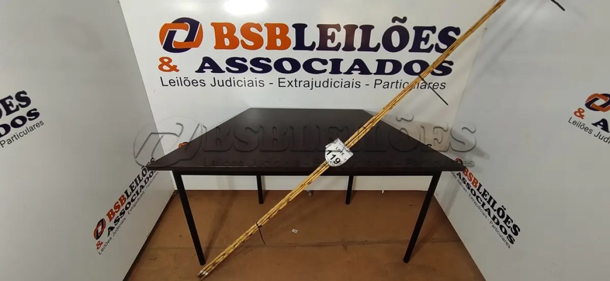 LOTE 119 - 05 VARAS DE BAMBU. (NO ESTADO) ATENÇÃO! FAZER A VISITAÇÃO ANTES DE ARREMATAR, NÃO SABEMOS SE FUNCIONA, LEILÃO NÃO TEM GARANTIA E NEM DEVOLUÇÃO, SUJEITO A POSSÍVEIS AVARIAS VISÍVEIS/OCULTAS E/OU AUSÊNCIA DE COMPONENTES.
