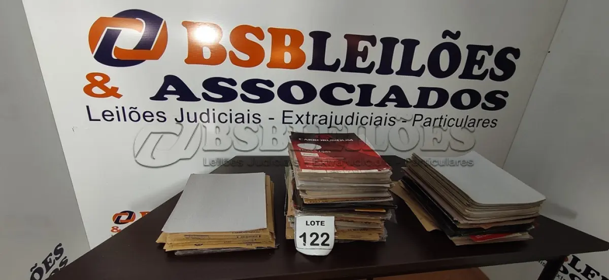 LOTE 122 - 01 LOTE COM GRANDE QUANTIDADE DE LIXAS PARA ACABAMENTOS DIVERSOS. (NO ESTADO) ATENÇÃO! FAZER A VISITAÇÃO ANTES DE ARREMATAR, NÃO SABEMOS SE FUNCIONA, LEILÃO NÃO TEM GARANTIA E NEM DEVOLUÇÃO, SUJEITO A POSSÍVEIS AVARIAS VISÍVEIS/OCULTAS E/OU AUSÊNCIA DE COMPONENTES.