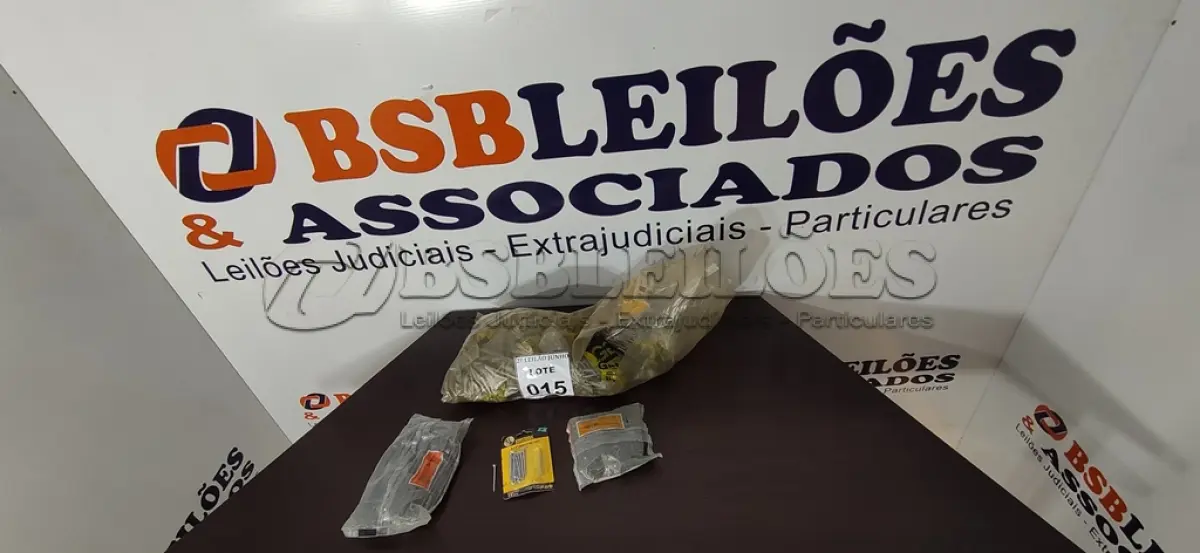 LOTE 015 - 01 LOTE COM GRANDE QUANTIDADE DE PREGOS TAMANHOS DIVERSOS. (NO ESTADO) ATENÇÃO! FAZER A VISITAÇÃO ANTES DE ARREMATAR, NÃO SABEMOS SE FUNCIONA, LEILÃO NÃO TEM GARANTIA E NEM DEVOLUÇÃO, SUJEITO A POSSÍVEIS AVARIAS VISÍVEIS/OCULTAS E/OU AUSÊNCIA DE COMPONENTES.