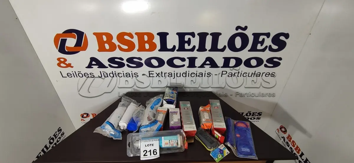 LOTE 216 - 01 LOTE COM DIVERSOS REFIS PURIFICADOR MODELOS DIFERENTES, 01 BOMBA MANUAL PARA GALÃO DE ÁGUA, 01 KIT CHAVE E 01 MINI FEITICEIRA. (NO ESTADO) ATENÇÃO! FAZER A VISITAÇÃO ANTES DE ARREMATAR, NÃO SABEMOS SE FUNCIONA, LEILÃO NÃO TEM GARANTIA E NEM DEVOLUÇÃO, SUJEITO A POSSÍVEIS AVARIAS VISÍVEIS/OCULTAS E/OU AUSÊNCIA DE COMPONENTES.