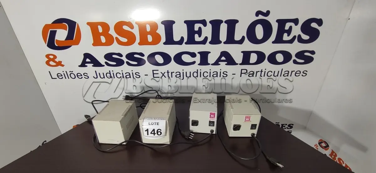 LOTE 146 - 04 TRANSFORMADORES DE 1.5 KVA. (NO ESTADO) ATENÇÃO! FAZER A VISITAÇÃO ANTES DE ARREMATAR, NÃO SABEMOS SE FUNCIONA, LEILÃO NÃO TEM GARANTIA E NEM DEVOLUÇÃO, SUJEITO A POSSÍVEIS AVARIAS VISÍVEIS/OCULTAS E/OU AUSÊNCIA DE COMPONENTES.
