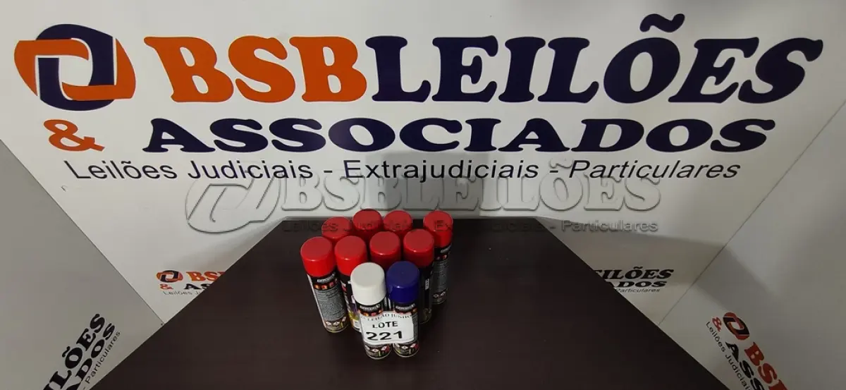 LOTE 221 - 10 TINTAS SPRAY DE CORES DIVERSAS. (NO ESTADO) ATENÇÃO! FAZER A VISITAÇÃO ANTES DE ARREMATAR, NÃO SABEMOS SE FUNCIONA, LEILÃO NÃO TEM GARANTIA E NEM DEVOLUÇÃO, SUJEITO A POSSÍVEIS AVARIAS VISÍVEIS/OCULTAS E/OU AUSÊNCIA DE COMPONENTES.