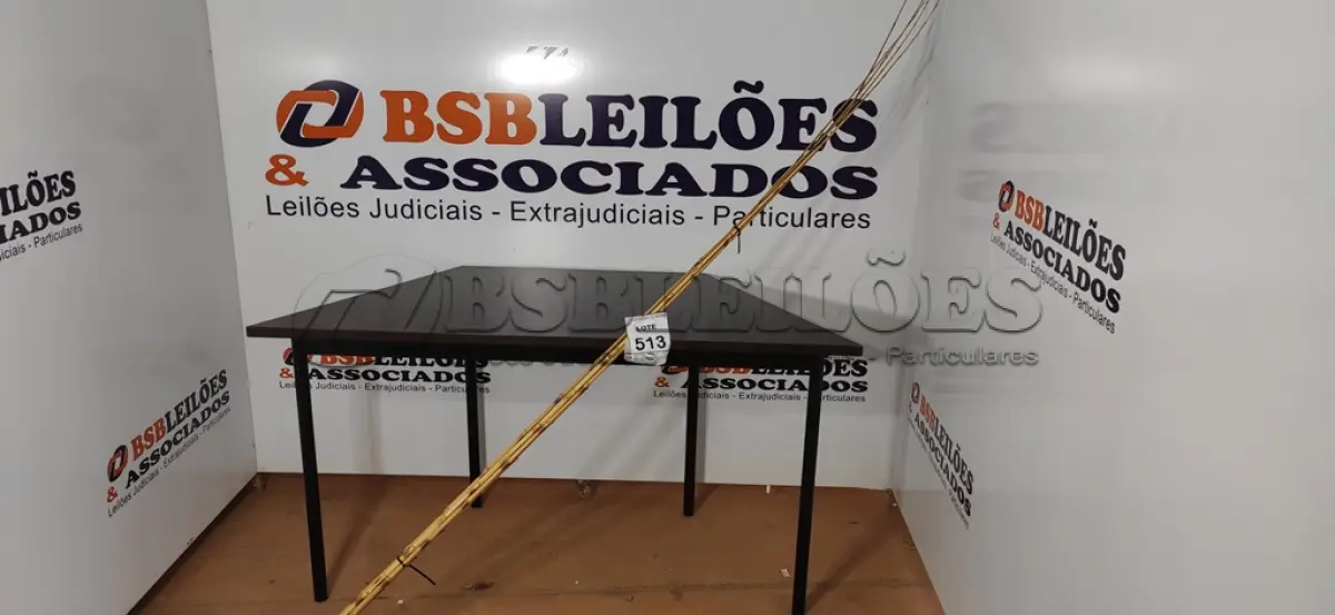 LOTE 513 - 05 VARAS DE BAMBU. (NO ESTADO) ATENÇÃO! FAZER A VISITAÇÃO ANTES DE ARREMATAR, NÃO SABEMOS SE FUNCIONA, LEILÃO NÃO TEM GARANTIA E NEM DEVOLUÇÃO, SUJEITO A POSSÍVEIS AVARIAS VISÍVEIS/OCULTAS E/OU AUSÊNCIA DE COMPONENTES.