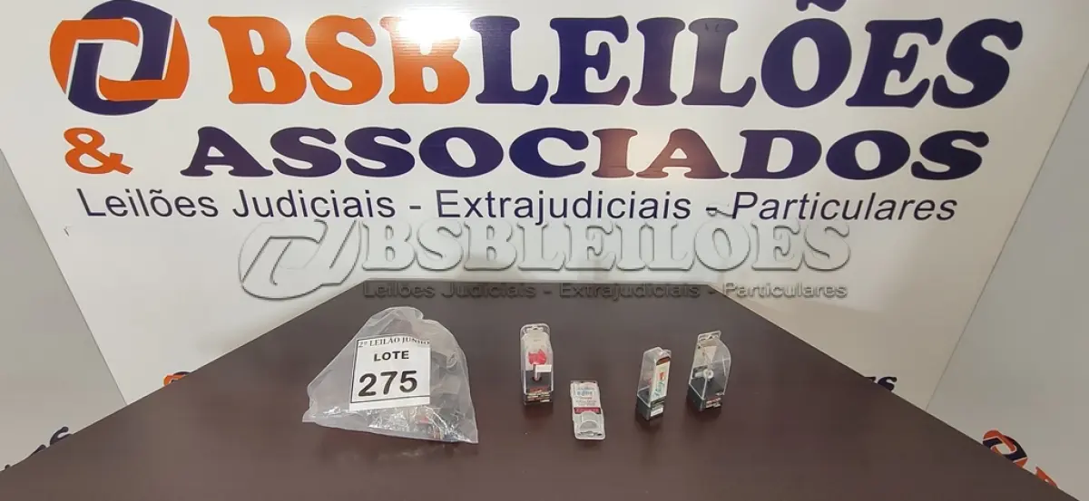 LOTE 275 - 11 FRESAS PARA TUPIAS E DOBRADIÇAS. (NO ESTADO) ATENÇÃO! FAZER A VISITAÇÃO ANTES DE ARREMATAR, NÃO SABEMOS SE FUNCIONA, LEILÃO NÃO TEM GARANTIA E NEM DEVOLUÇÃO, SUJEITO A POSSÍVEIS AVARIAS VISÍVEIS/OCULTAS E/OU AUSÊNCIA DE COMPONENTES.