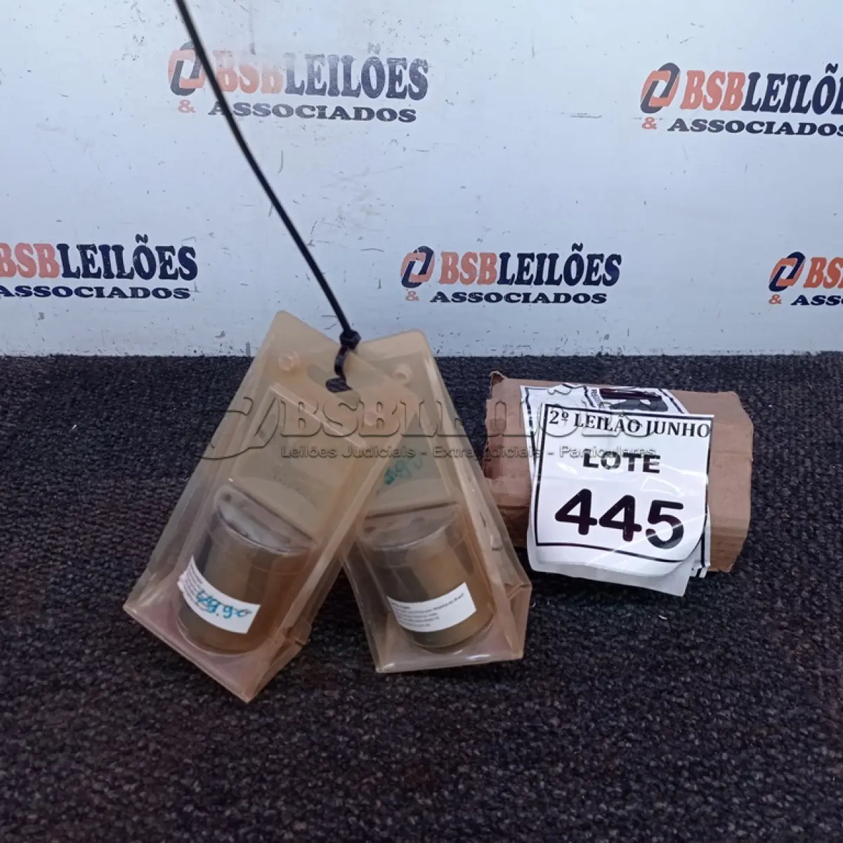 LOTE 445 - 02 SERRAS COPO. (NO ESTADO) ATENÇÃO! FAZER A VISITAÇÃO ANTES DE ARREMATAR, NÃO SABEMOS SE FUNCIONA, LEILÃO NÃO TEM GARANTIA E NEM DEVOLUÇÃO, SUJEITO A POSSÍVEIS AVARIAS VISÍVEIS/OCULTAS E/OU AUSÊNCIA DE COMPONENTES.