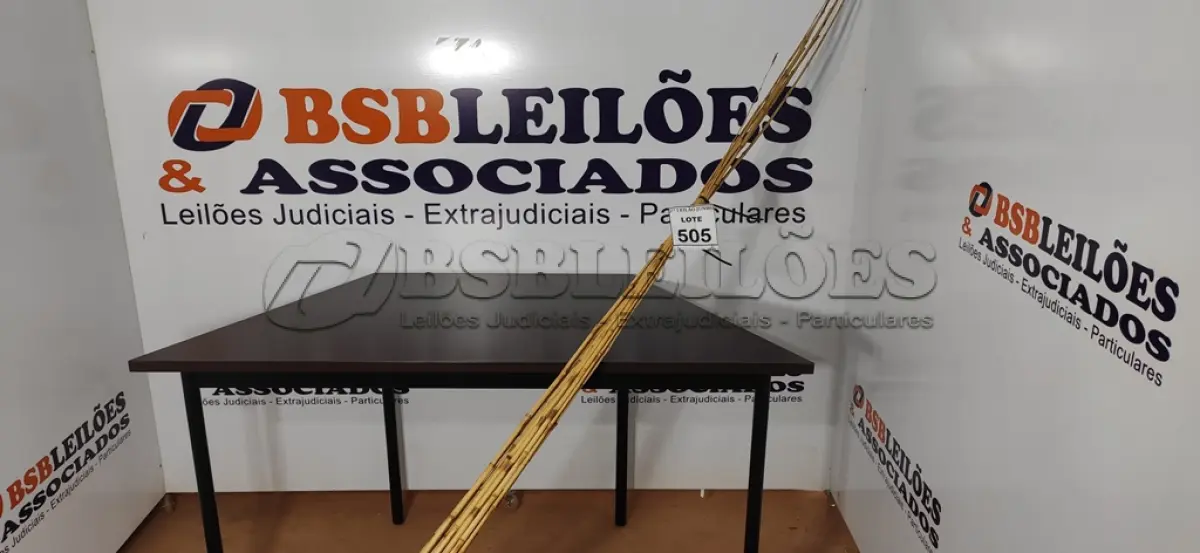 LOTE 505 - 10 VARAS DE BAMBU. (NO ESTADO) ATENÇÃO! FAZER A VISITAÇÃO ANTES DE ARREMATAR, NÃO SABEMOS SE FUNCIONA, LEILÃO NÃO TEM GARANTIA E NEM DEVOLUÇÃO, SUJEITO A POSSÍVEIS AVARIAS VISÍVEIS/OCULTAS E/OU AUSÊNCIA DE COMPONENTES.