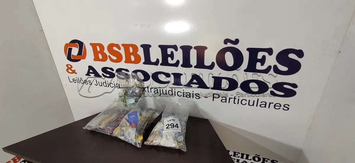 LOTE 294 - 01 LOTE COM DIVERSOS MATERIAIS HIDRÁULICOS. (NO ESTADO) ATENÇÃO! FAZER A VISITAÇÃO ANTES DE ARREMATAR, NÃO SABEMOS SE FUNCIONA, LEILÃO NÃO TEM GARANTIA E NEM DEVOLUÇÃO, SUJEITO A POSSÍVEIS AVARIAS VISÍVEIS/OCULTAS E/OU AUSÊNCIA DE COMPONENTES.
