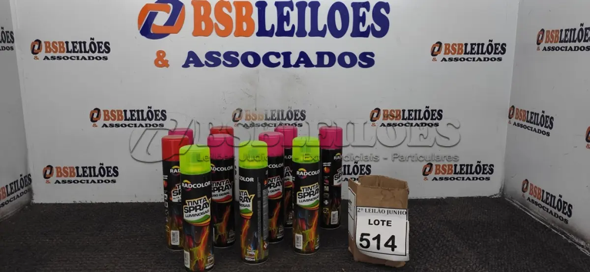 LOTE 514 - 10 TINTAS SPRAY DE CORES DIVERSAS. (NO ESTADO) ATENÇÃO! FAZER A VISITAÇÃO ANTES DE ARREMATAR, NÃO SABEMOS SE FUNCIONA, LEILÃO NÃO TEM GARANTIA E NEM DEVOLUÇÃO, SUJEITO A POSSÍVEIS AVARIAS VISÍVEIS/OCULTAS E/OU AUSÊNCIA DE COMPONENTES.