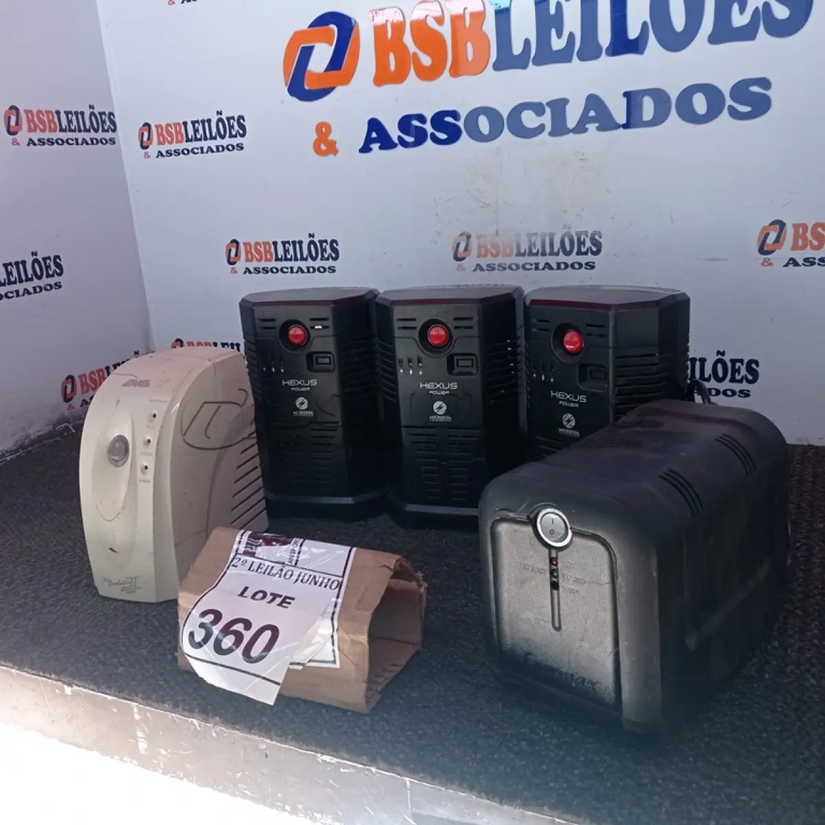 LOTE 360 - 05 ESTABILIZADORES MODELOS E MARCAS DIVERSAS. (NO ESTADO) ATENÇÃO! FAZER A VISITAÇÃO ANTES DE ARREMATAR, NÃO SABEMOS SE FUNCIONA, LEILÃO NÃO TEM GARANTIA E NEM DEVOLUÇÃO, SUJEITO A POSSÍVEIS AVARIAS VISÍVEIS/OCULTAS E/OU AUSÊNCIA DE COMPONENTES.