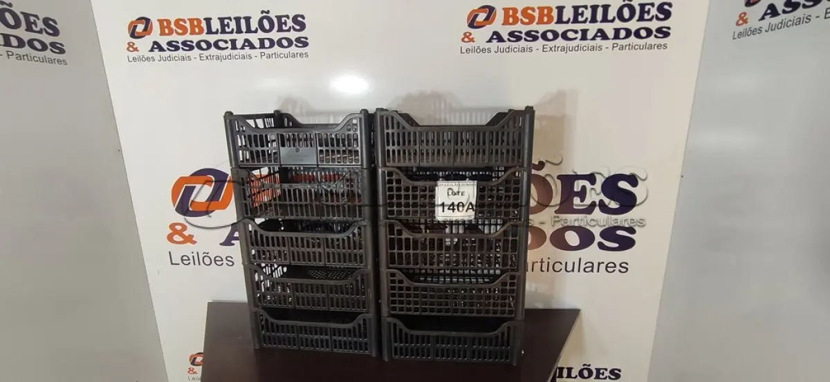 LOTE 140 - 10 CESTAS ORGANIZADORAS. (NO ESTADO) ATENÇÃO! FAZER A VISITAÇÃO ANTES DE ARREMATAR, NÃO SABEMOS SE FUNCIONA, LEILÃO NÃO TEM GARANTIA E NEM DEVOLUÇÃO, SUJEITO A POSSÍVEIS AVARIAS VISÍVEIS/OCULTAS E/OU AUSÊNCIA DE COMPONENTES.