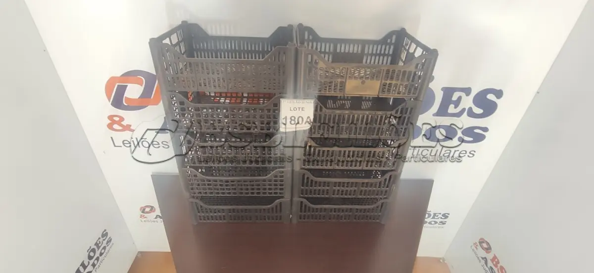 LOTE 180 - 10 CESTAS ORGANIZADORAS. (NO ESTADO) ATENÇÃO! FAZER A VISITAÇÃO ANTES DE ARREMATAR, NÃO SABEMOS SE FUNCIONA, LEILÃO NÃO TEM GARANTIA E NEM DEVOLUÇÃO, SUJEITO A POSSÍVEIS AVARIAS VISÍVEIS/OCULTAS E/OU AUSÊNCIA DE COMPONENTES.