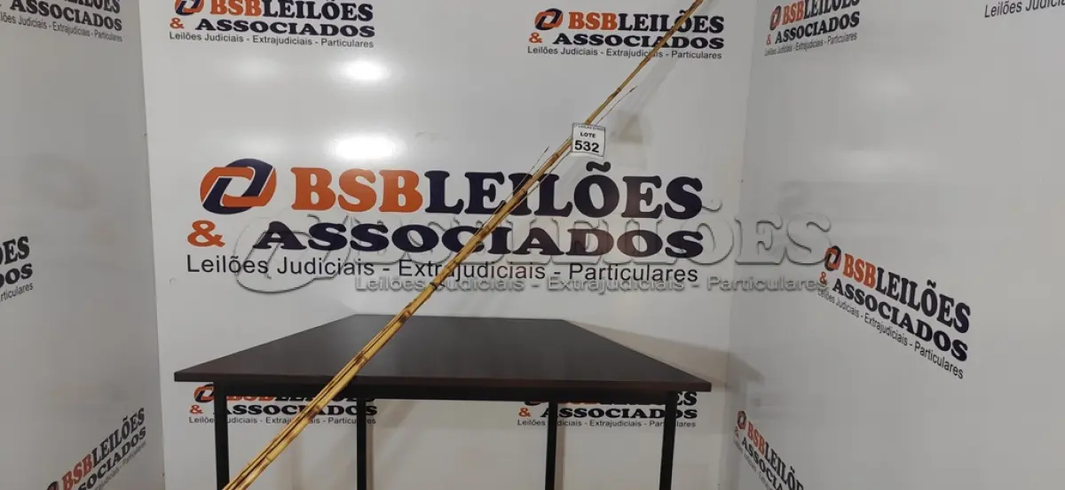 LOTE 532 - 05 VARAS DE BAMBU. (NO ESTADO) ATENÇÃO! FAZER A VISITAÇÃO ANTES DE ARREMATAR, NÃO SABEMOS SE FUNCIONA, LEILÃO NÃO TEM GARANTIA E NEM DEVOLUÇÃO, SUJEITO A POSSÍVEIS AVARIAS VISÍVEIS/OCULTAS E/OU AUSÊNCIA DE COMPONENTES.