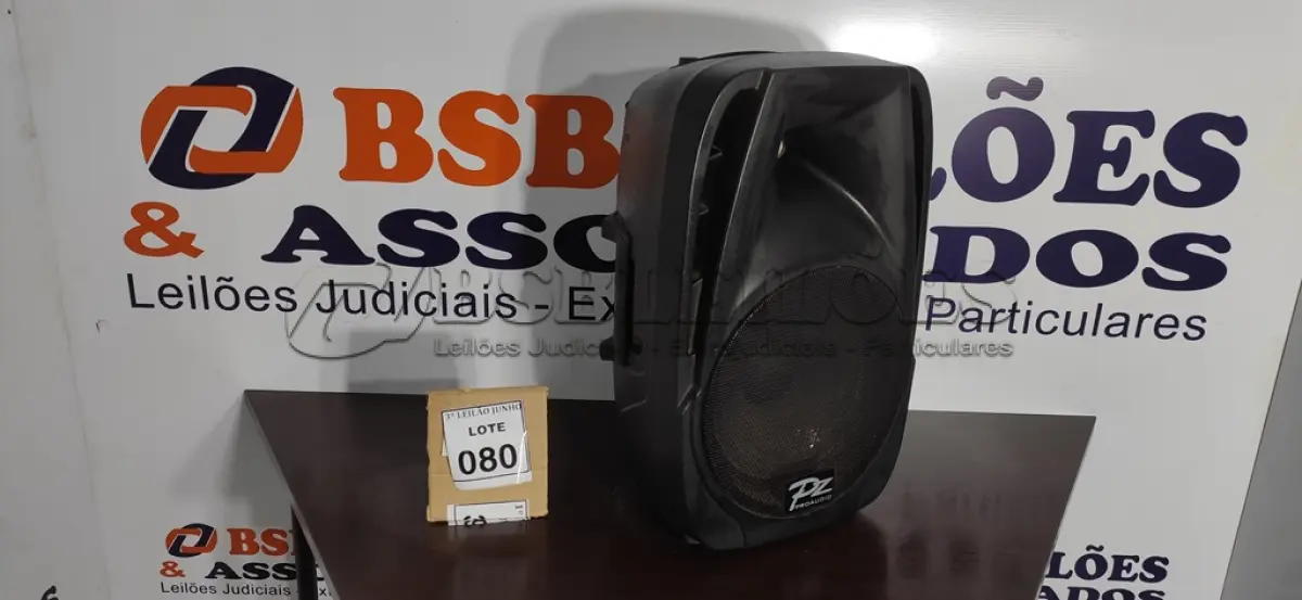 LOTE 080 - 01 CAIXA DE SOM MARCA PZ PRO ÁUDIO (NOVO). (NO ESTADO) ATENÇÃO! FAZER A VISITAÇÃO ANTES DE ARREMATAR, NÃO SABEMOS SE FUNCIONA. LEILÃO NÃO TEM GARANTIA E NEM DEVOLUÇÃO, SUJEITO A POSSÍVEIS AVARIAS VISÍVEIS/OCULTAS E/OU AUSÊNCIA DE COMPONENTES.