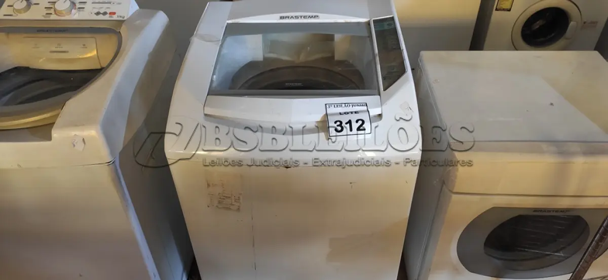LOTE 312 - 01 MÁQUINA DE LAVAR ROUPAS BRASTEMP 8KG 220V. (NO ESTADO) ATENÇÃO! FAZER A VISITAÇÃO ANTES DE ARREMATAR, NÃO SABEMOS SE FUNCIONA. LEILÃO NÃO TEM GARANTIA E NEM DEVOLUÇÃO, SUJEITO A POSSÍVEIS AVARIAS VISÍVEIS/OCULTAS E/OU AUSÊNCIA DE COMPONENTES.