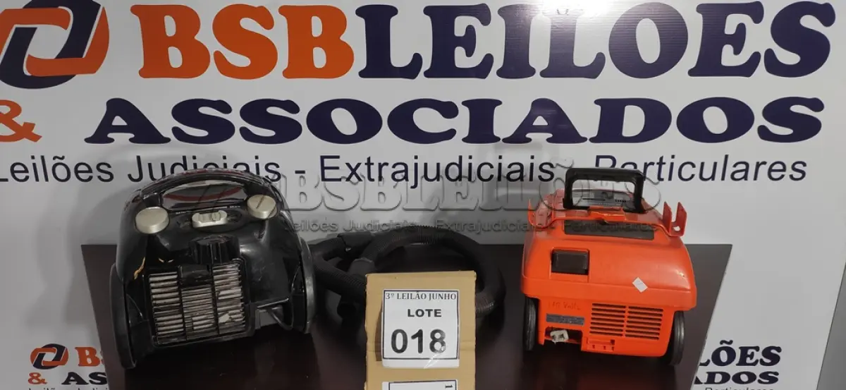 LOTE 018 - 02 ASPIRADORES DE PÓ SENDO 01 MARCA ELECTROLUX E 01 MARCA KENMORE. (NO ESTADO) ATENÇÃO! FAZER A VISITAÇÃO ANTES DE ARREMATAR, NÃO SABEMOS SE FUNCIONA, LEILÃO NÃO TEM GARANTIA E NEM DEVOLUÇÃO, SUJEITO A POSSÍVEIS AVARIAS VISÍVEIS/OCULTAS E/OU AUSÊNCIA DE COMPONENTES.