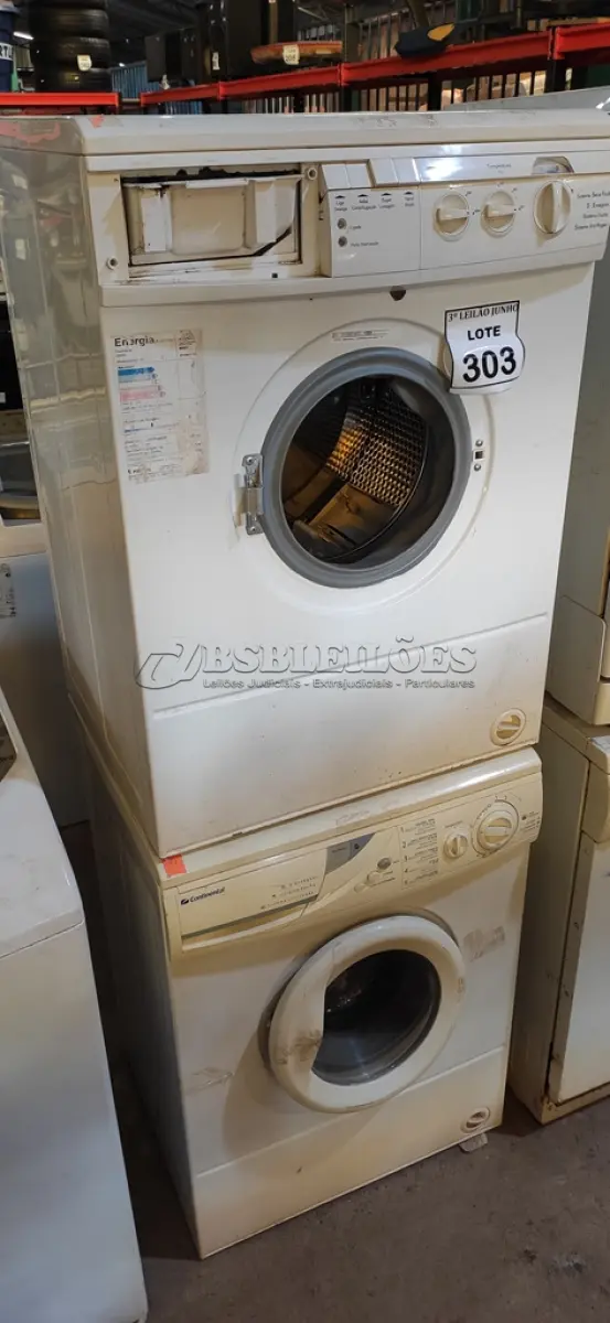 LOTE 303 - 02 MÁQUINAS DE LAVAR ROUPAS SENDO 01 BOSCH E 01 CONTINENTAL 220V. (NO ESTADO) ATENÇÃO! FAZER A VISITAÇÃO ANTES DE ARREMATAR, NÃO SABEMOS SE FUNCIONA. LEILÃO NÃO TEM GARANTIA E NEM DEVOLUÇÃO, SUJEITO A POSSÍVEIS AVARIAS VISÍVEIS/OCULTAS E/OU AUSÊNCIA DE COMPONENTES.