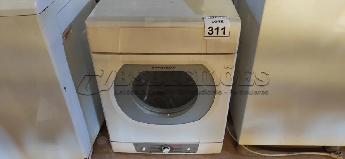 LOTE 361 - 01 SECADOURA DE ROUPAS BRASTEMP 10 KG 220 VOLTS. (NO ESTADO) ATENÇÃO! FAZER A VISITAÇÃO ANTES DE ARREMATAR, NÃO SABEMOS SE FUNCIONA. LEILÃO NÃO TEM GARANTIA E NEM DEVOLUÇÃO, SUJEITO A POSSÍVEIS AVARIAS VISÍVEIS/OCULTAS E/OU AUSÊNCIA DE COMPONENTES.