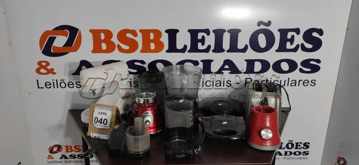 LOTE 040 - 01 LOTE COM VÁRIOS ELETROMÉTRICOS DIVERSOS. (NO ESTADO) ATENÇÃO! FAZER A VISITAÇÃO ANTES DE ARREMATAR, NÃO SABEMOS SE FUNCIONA, LEILÃO NÃO TEM GARANTIA E NEM DEVOLUÇÃO, SUJEITO A POSSÍVEIS AVARIAS VISÍVEIS/OCULTAS E/OU AUSÊNCIA DE COMPONENTES.