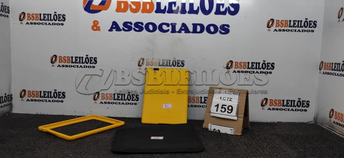 LOTE 159 - 01 TABLET MARCA POSITIVO. (NO ESTADO) ATENÇÃO! FAZER A VISITAÇÃO ANTES DE ARREMATAR, NÃO SABEMOS SE FUNCIONA, LEILÃO NÃO TEM GARANTIA E NEM DEVOLUÇÃO, SUJEITO A POSSÍVEIS AVARIAS VISÍVEIS/OCULTAS E/OU AUSÊNCIA DE COMPONENTES.