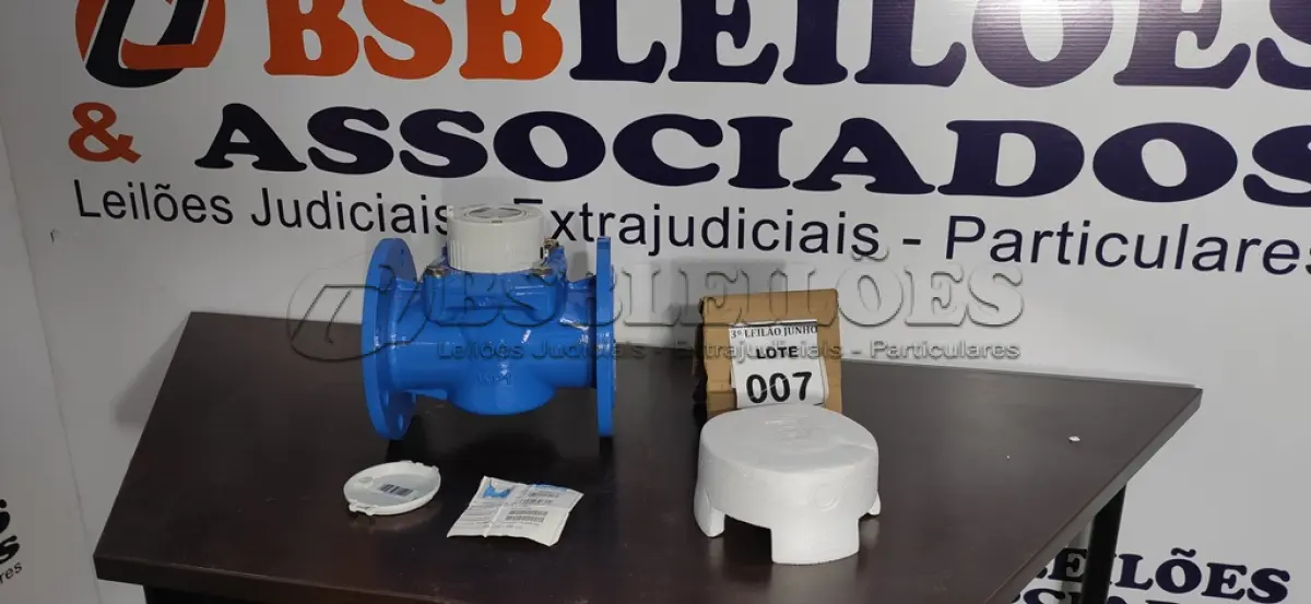 LOTE 007 - 01 HIDRÔMETRO TIPO WOLTMAN 100 WP1 MARCA ZENNER. (NO ESTADO) ATENÇÃO! FAZER A VISITAÇÃO ANTES DE ARREMATAR, NÃO SABEMOS SE FUNCIONA, LEILÃO NÃO TEM GARANTIA E NEM DEVOLUÇÃO, SUJEITO A POSSÍVEIS AVARIAS VISÍVEIS/OCULTAS E/OU AUSÊNCIA DE COMPONENTES.