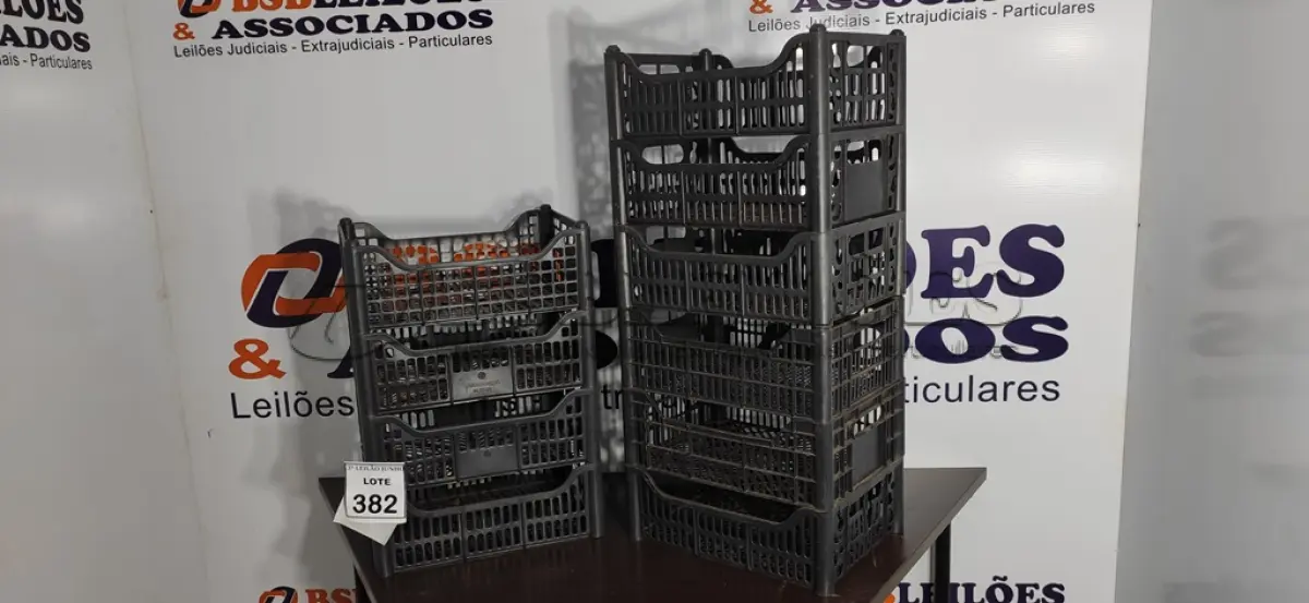LOTE 382 - 10 CESTAS ORGANIZADORA. (NO ESTADO) ATENÇÃO! FAZER A VISITAÇÃO ANTES DE ARREMATAR, NÃO SABEMOS SE FUNCIONA, LEILÃO NÃO TEM GARANTIA E NEM DEVOLUÇÃO, SUJEITO A POSSÍVEIS AVARIAS VISÍVEIS/OCULTAS E/OU AUSÊNCIA DE COMPONENTES.