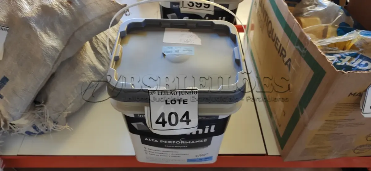 LOTE 404 - 01 GALÃO DE TINTA SUVINIL DE 18L PARA INTERIORES ACABAMENTO FOSCO BRANCO. (NOVO) (NO ESTADO) ATENÇÃO! FAZER A VISITAÇÃO ANTES DE ARREMATAR, NÃO SABEMOS SE FUNCIONA. LEILÃO NÃO TEM GARANTIA E NEM DEVOLUÇÃO, SUJEITO A POSSÍVEIS AVARIAS VISÍVEIS/OCULTAS E/OU AUSÊNCIA DE COMPONENTES.
